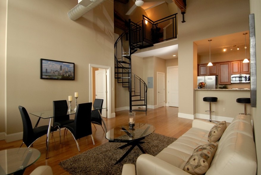 Junction Shop Lofts 64 Beacon St Worcester MA 01610 Apartment Finder