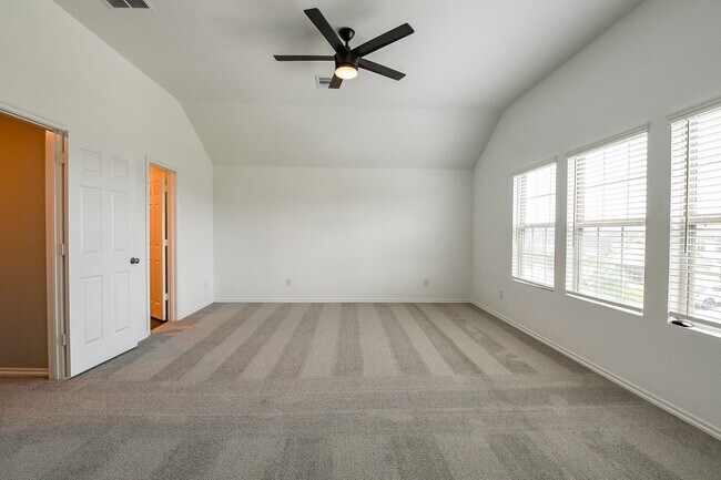 Building Photo - 11072 N Lake Mist Ln