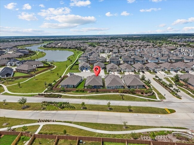 Building Photo - 10123 Crescendo Wy