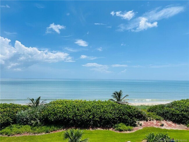 Building Photo - 8880 S Ocean Dr