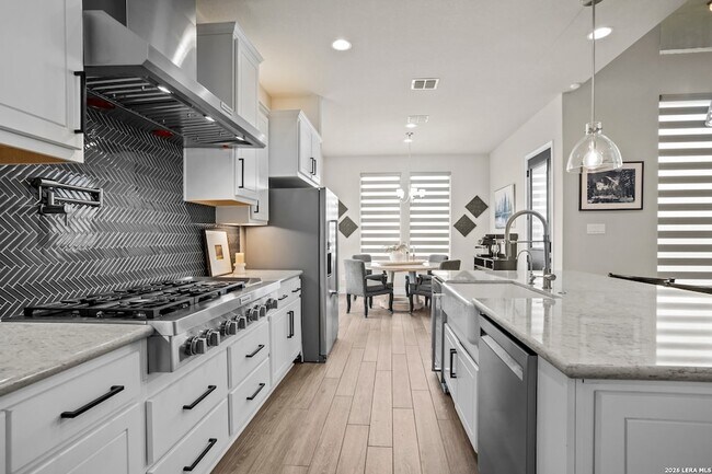 Building Photo - 226 Vizcaya