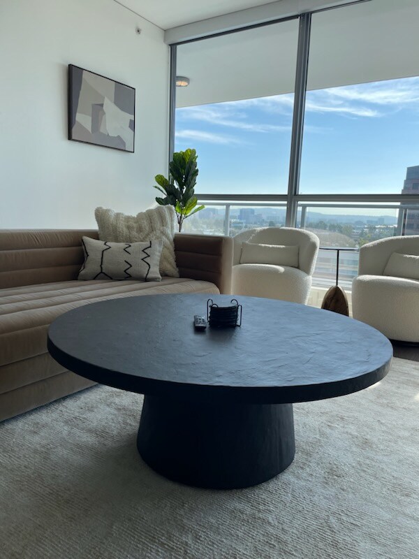 Building Photo - 15 MacArthur Pl