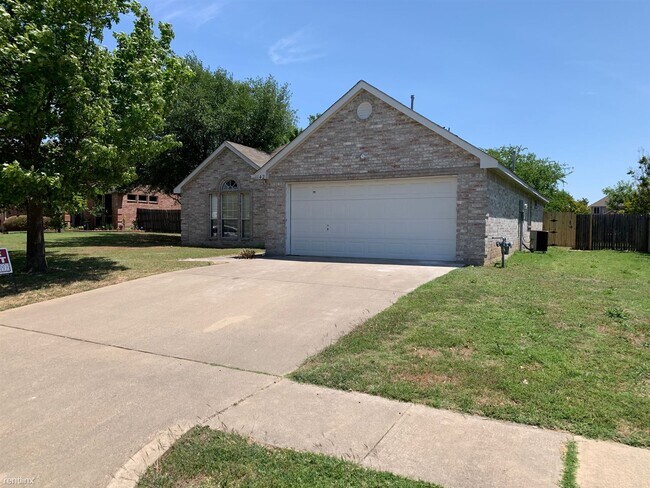 Building Photo - 3 br, 2 bath House - 1142 Robin Circle