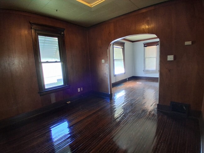 Building Photo - 409 Avenue-A