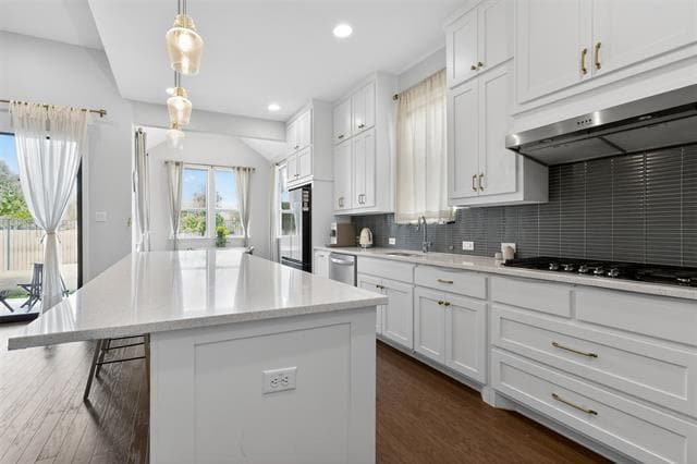 Building Photo - 8616 Bethpage Dr