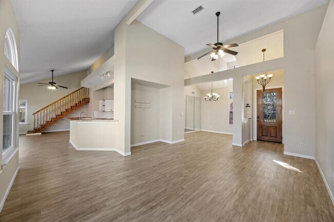 Building Photo - 8430 London Way Dr
