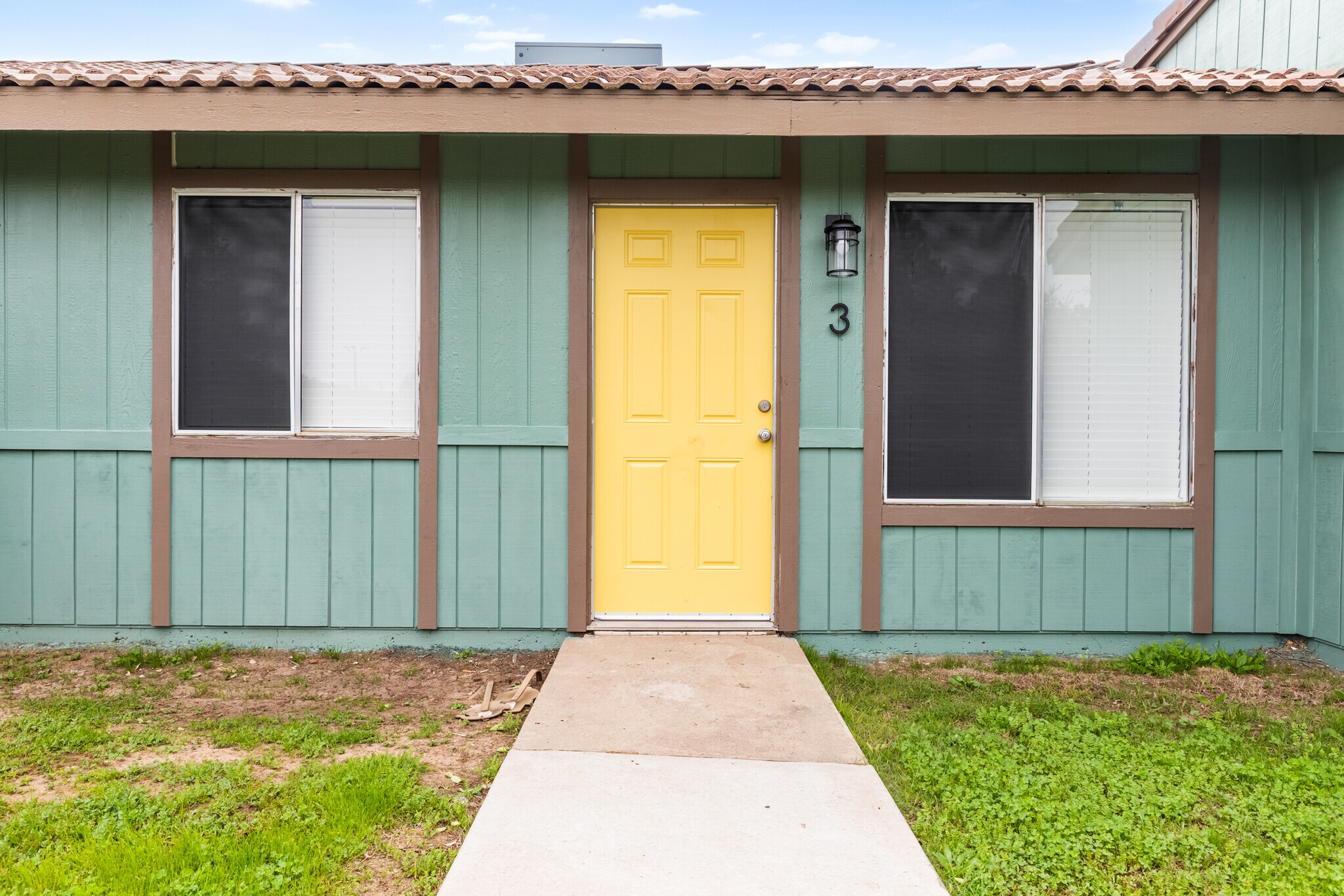 Building Photo - 3112 Denver Ave