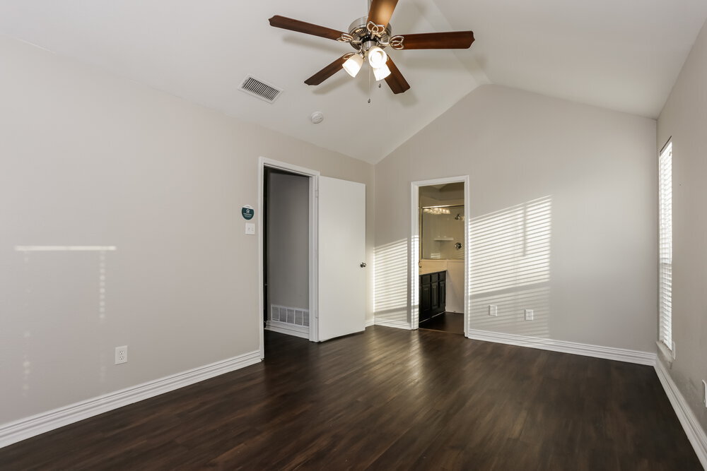 Building Photo - 216 Mesa Wood Dr