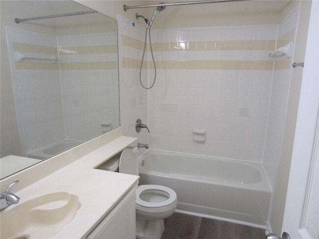 Building Photo - 4036 Oak Glenn Dr