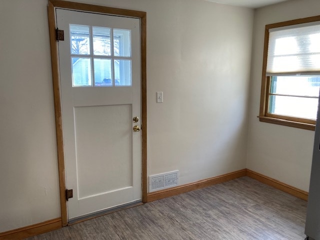 Building Photo - 922 E 3rd St