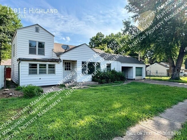 Primary Photo - 1101 E Highland-