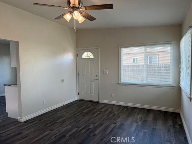 Building Photo - 5554 Riverside Dr