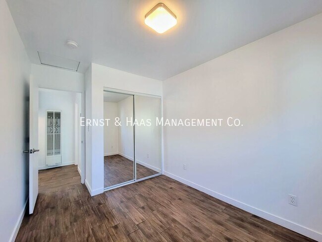 Building Photo - 4514 Linden Ave