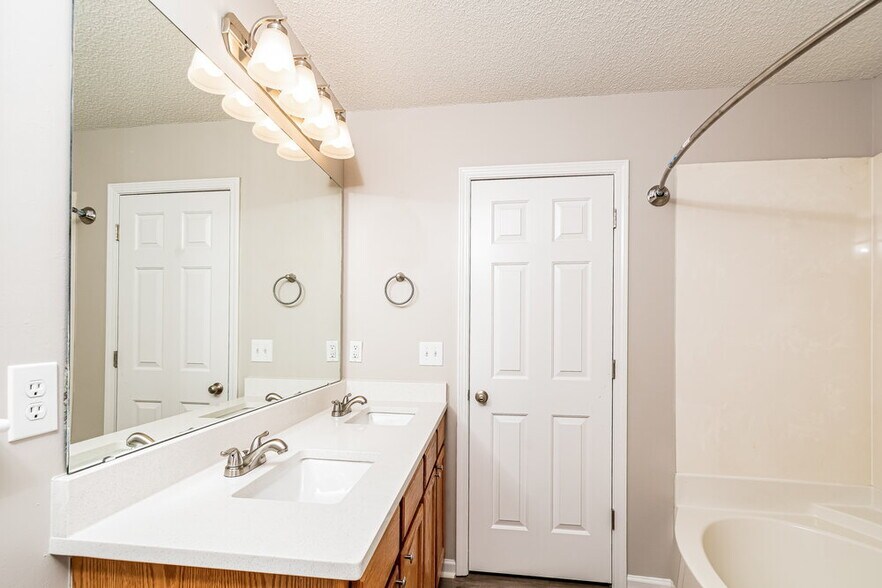 Building Photo - 6056 Ricker Rd