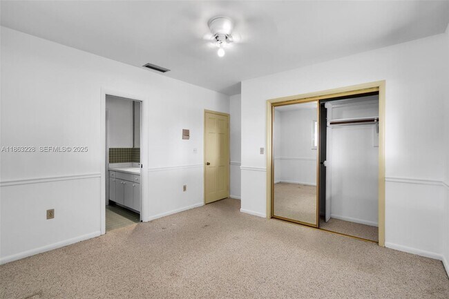 Building Photo - 7210 W Troon Cir