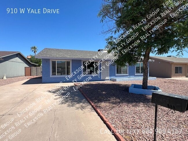 Building Photo - 910 W Yale Dr