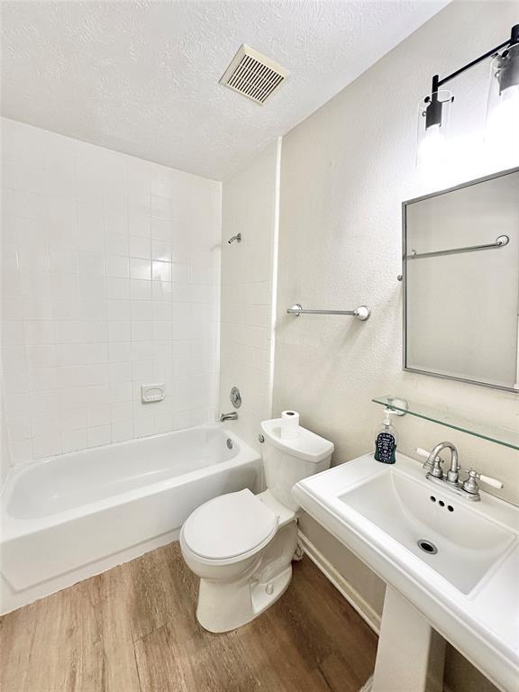 Building Photo - 3907 Crystal Pass Ct