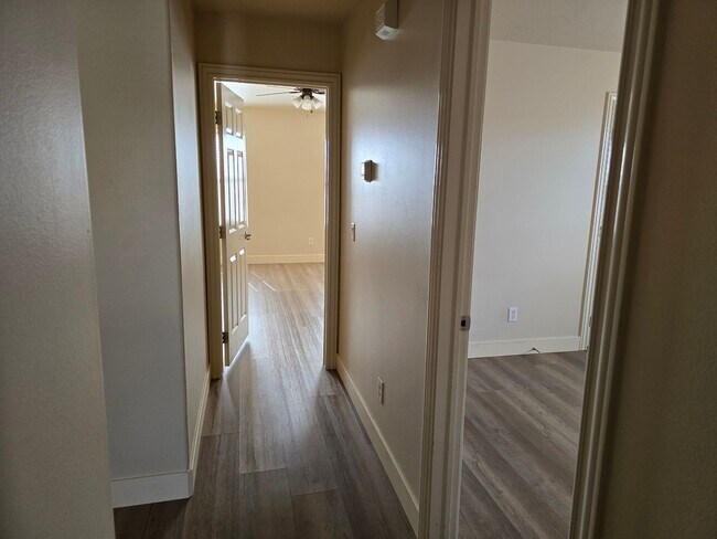 Building Photo - Southern View Subdivision Townhome