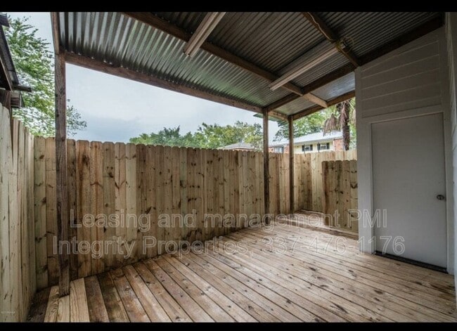 Building Photo - 193 Southfield Pkwy