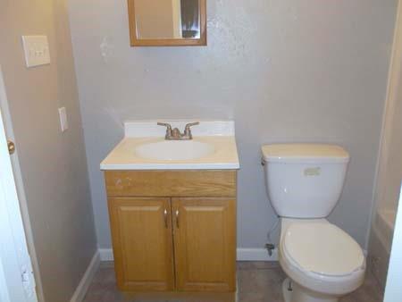 Building Photo - 1504 Cardinal Dr