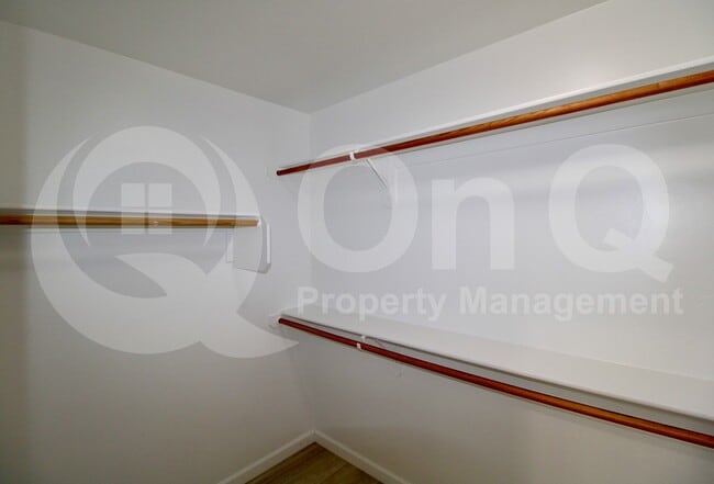Building Photo - 2353 E Calle Sierra Del Manantial