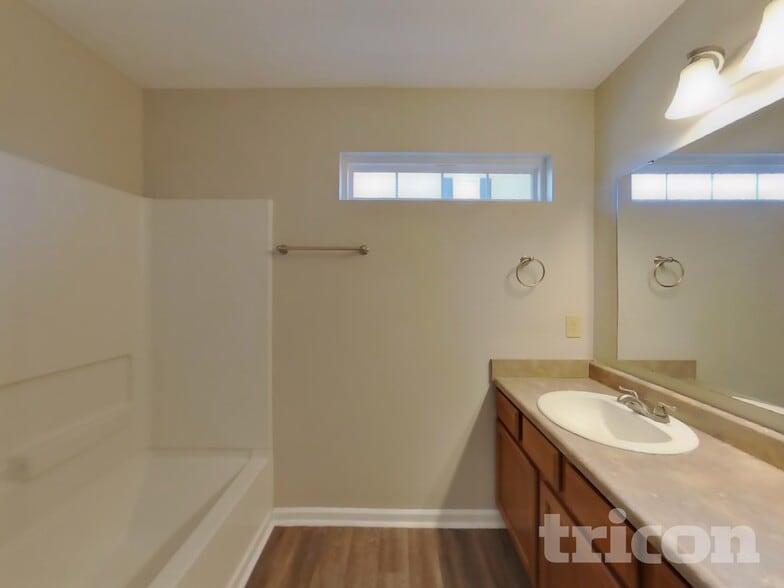 Building Photo - 710 Montezuma Express Dr