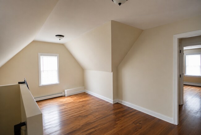 Building Photo - 192 Benham Ave