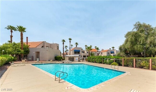 Building Photo - 4380 Gannet Cir