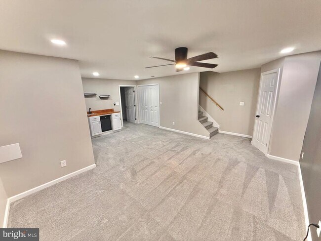 Building Photo - 104 Rover Ct