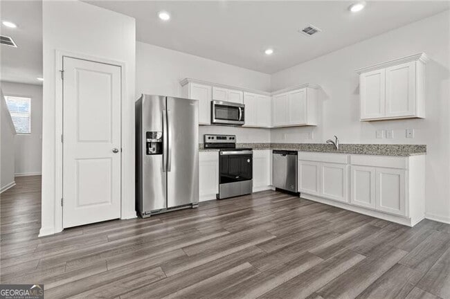 Building Photo - 103 Rydal Wy