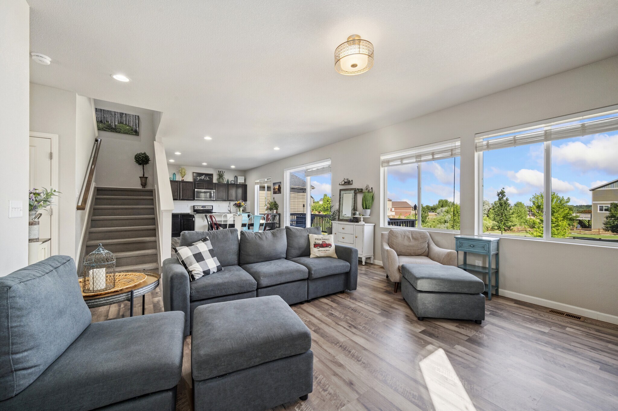 Building Photo - 3068 Aries Dr