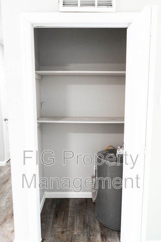 Building Photo - 109 Louella Dr