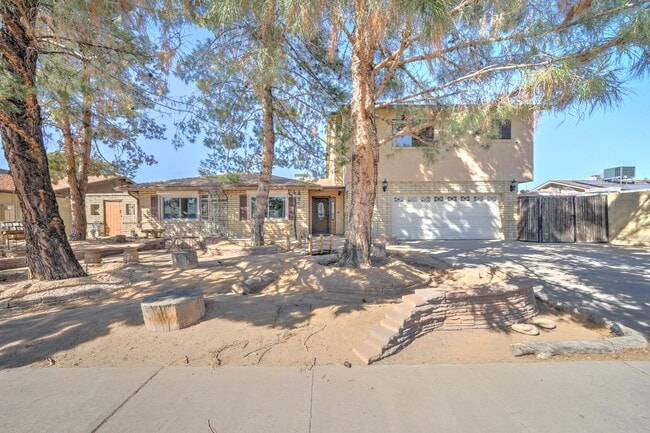 Building Photo - 5124 W Harmont Dr