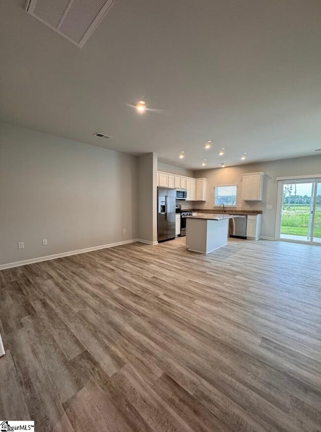 Building Photo - 106 Randwick Ln