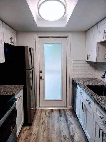 Building Photo - 640 SE 2nd Ave