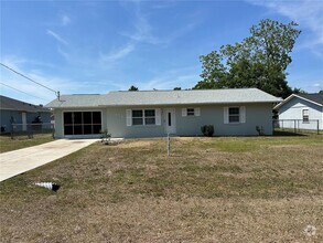 Building Photo - 158 Almond Rd