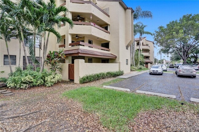 Building Photo - 9285 SW 125th Ave