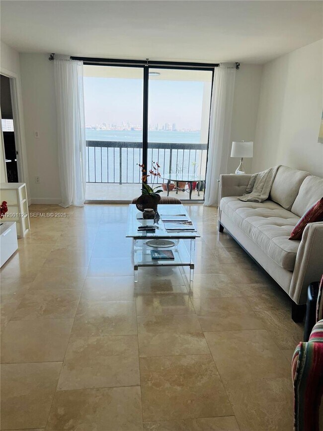 Building Photo - 2333 Brickell Ave