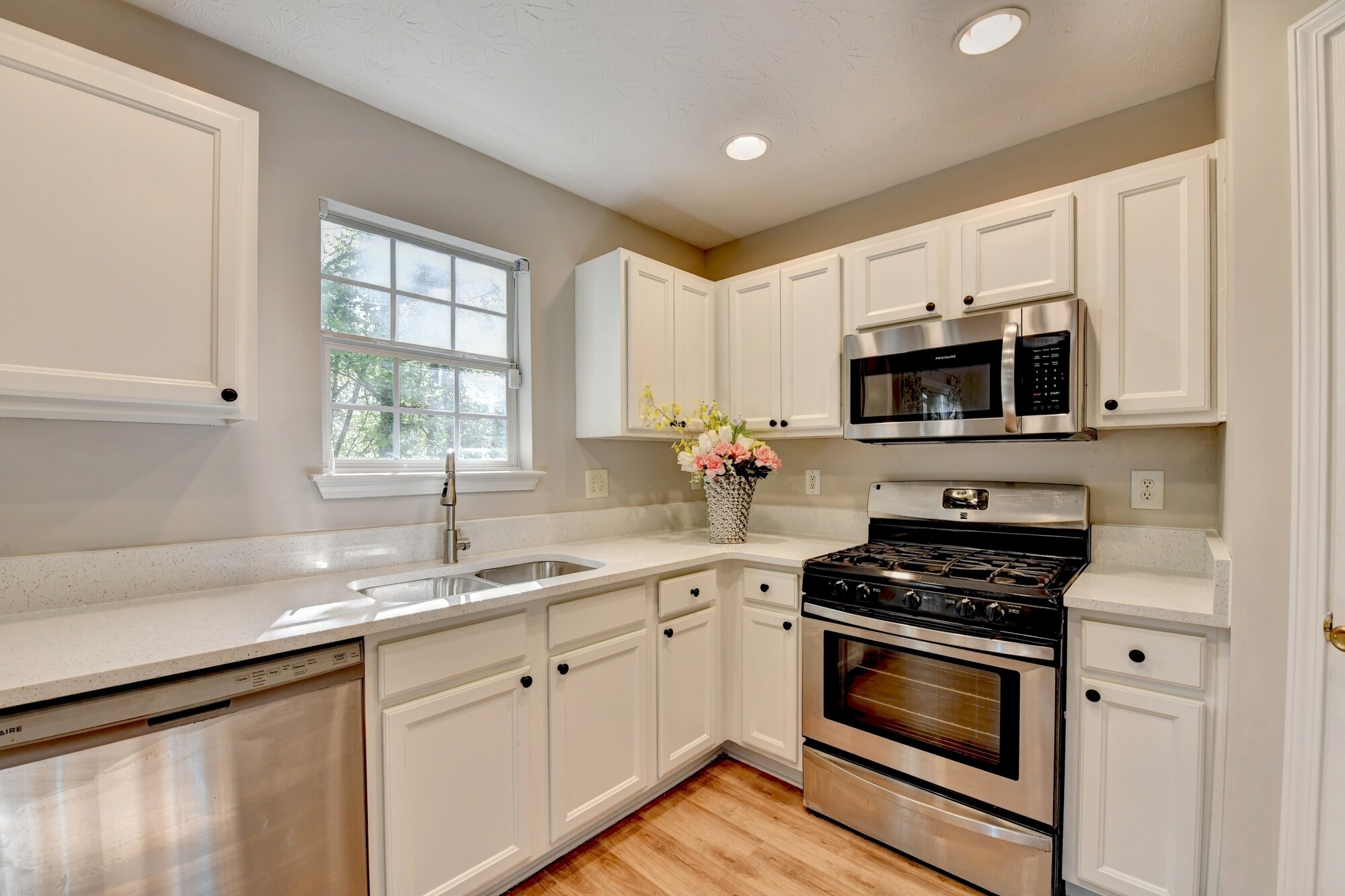 Building Photo - 240 Springbottom Ct