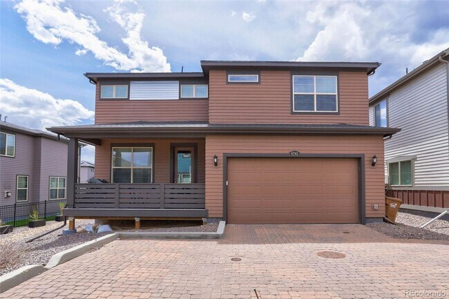 Building Photo - Lovely Newer 3 Bedroom Home