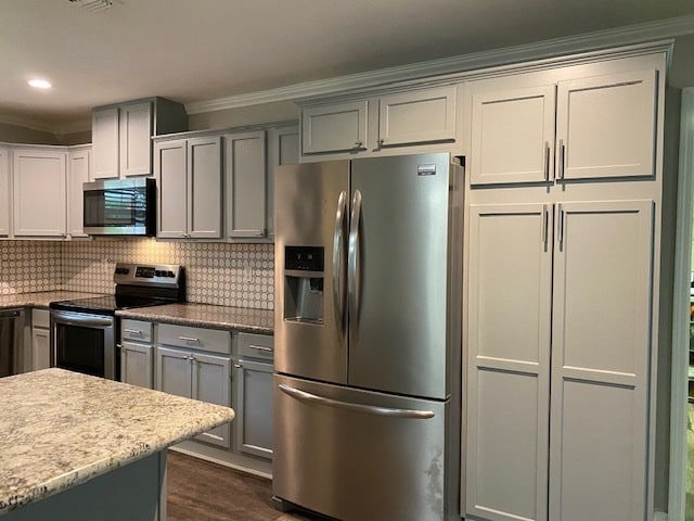 Building Photo - 1621 Brookfield Dr