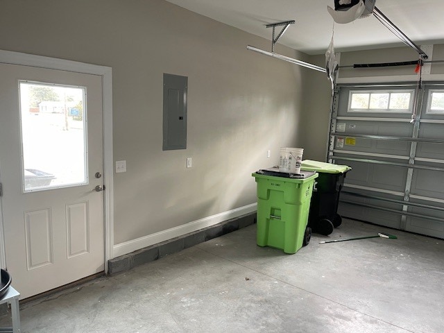 Building Photo - 2903 Newport Cir