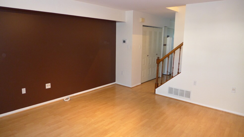 Building Photo - 24 N Wolfe St