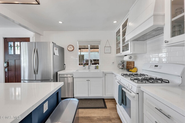 Building Photo - 30473 Mulholland Hwy