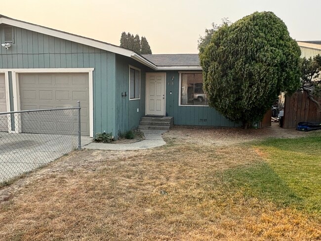 Building Photo - 603 Lincoln St