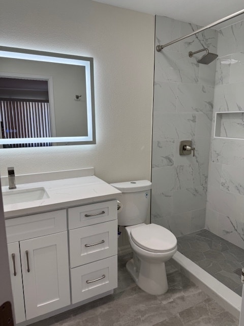 Primary bathroom with large shower - 10512 Sunland Blvd
