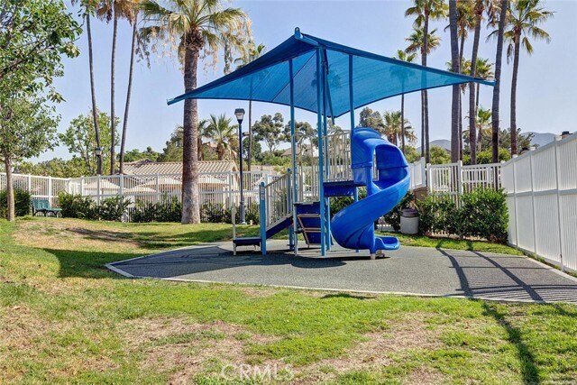 Building Photo - 28507 Klondike Dr
