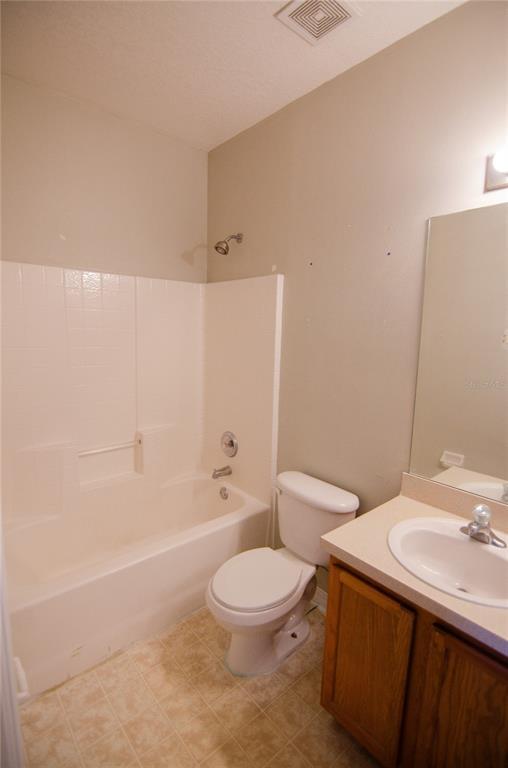 Building Photo - 1129 Knollwood Dr