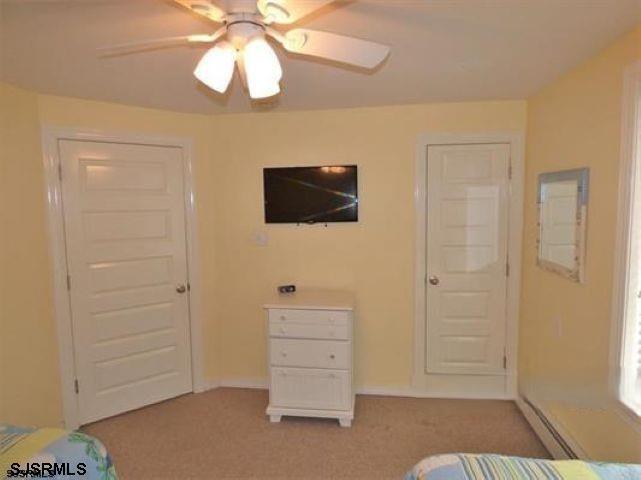 Building Photo - 875 Stenton Pl