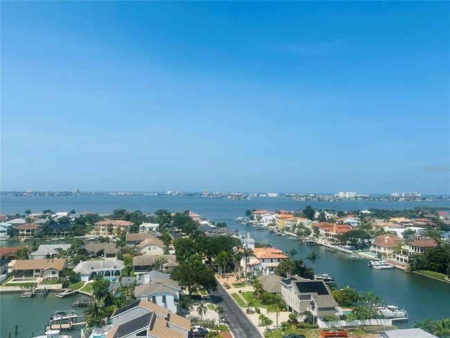 Building Photo - 5950 Pelican Bay Plaza S